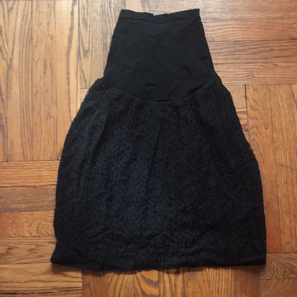 Lace maternity skirts